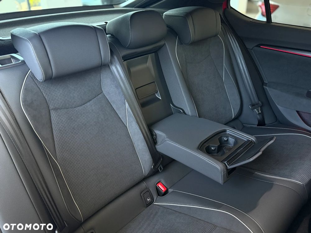 Skoda Superb 1.5 TSI Plug-in Hybrid Sportline DSG - 15