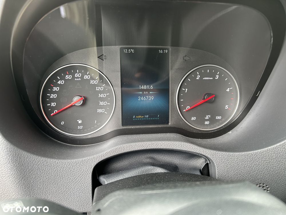 Mercedes-Benz Sprinter 907 316 - 9