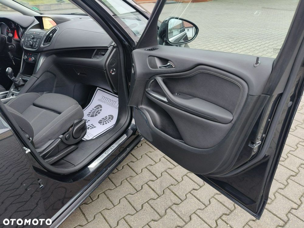 Opel Zafira - 24