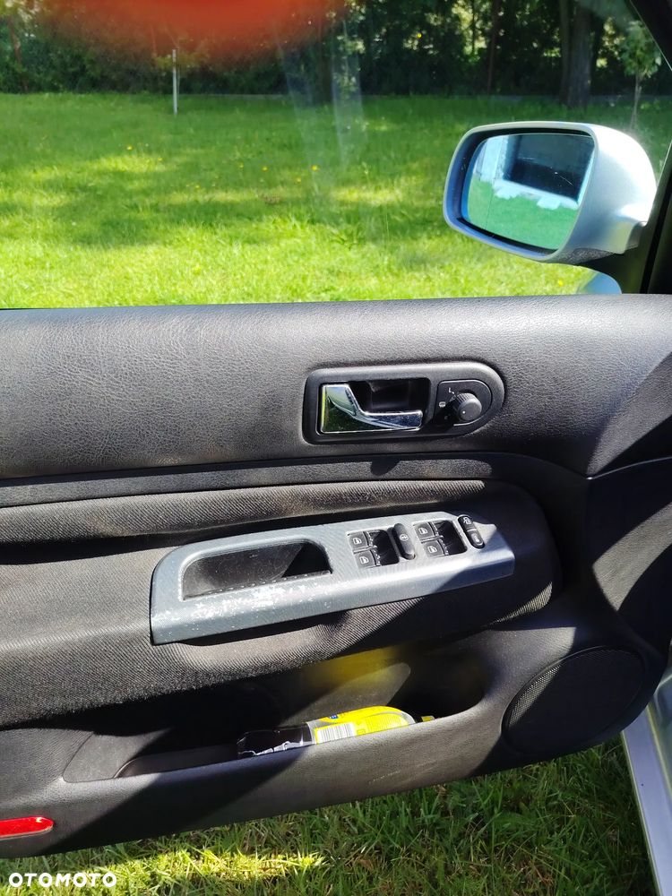 Volkswagen Golf - 10