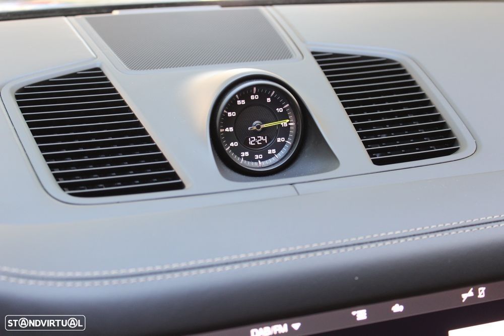 Porsche Cayenne Coupé E-Hybrid - 21