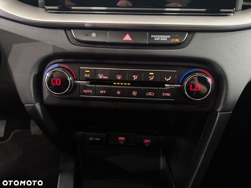 Kia XCeed - 27