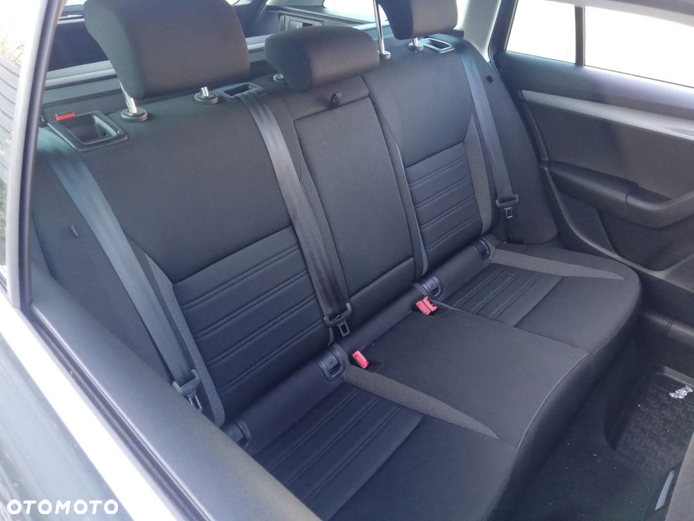 Skoda Octavia 1.0 TSI Drive - 12