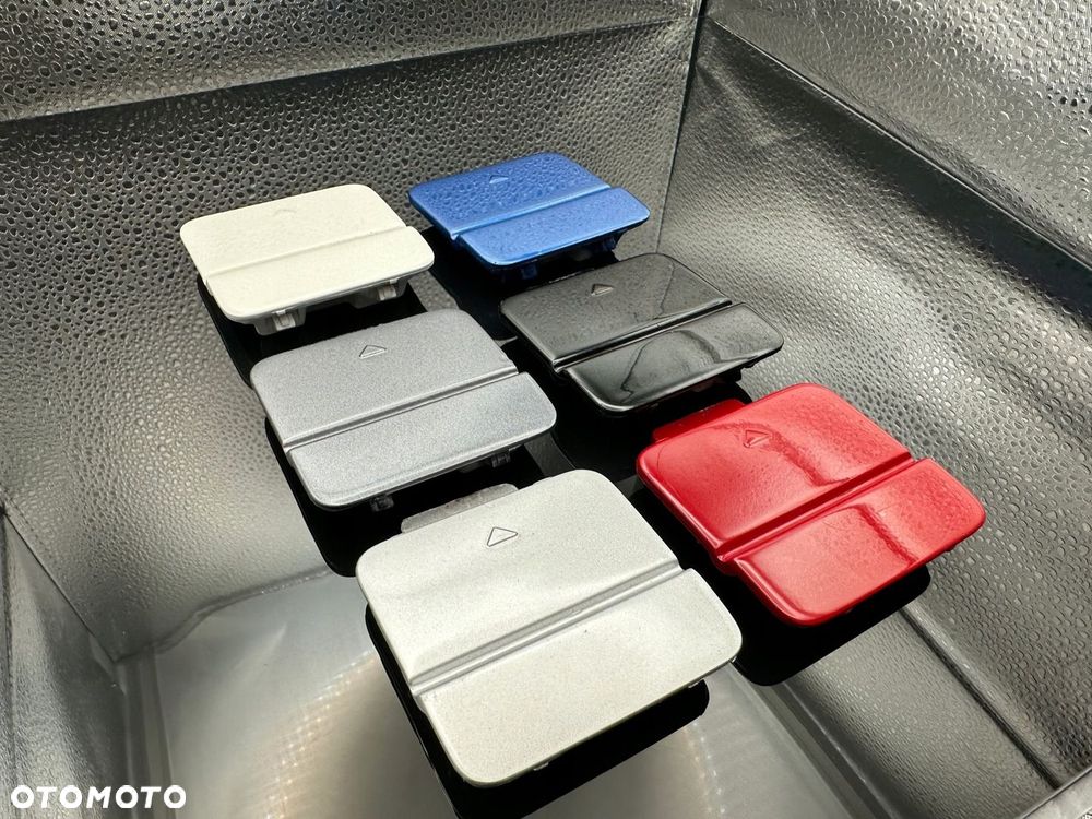 ZAŚLEPKA HAK / HOL TYŁ BMW 5 E60 ZWYKŁY ZDERZAK KOLORY 51127033711 - 1