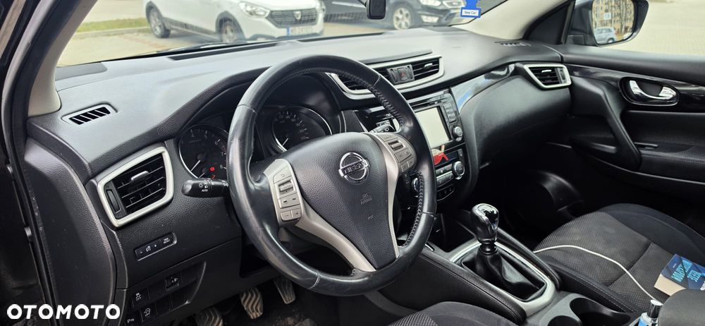 Nissan Qashqai - 10