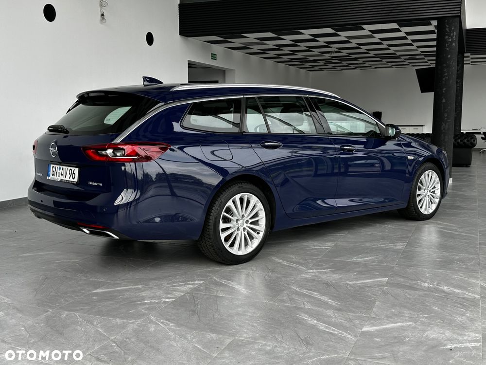 Opel Insignia - 10