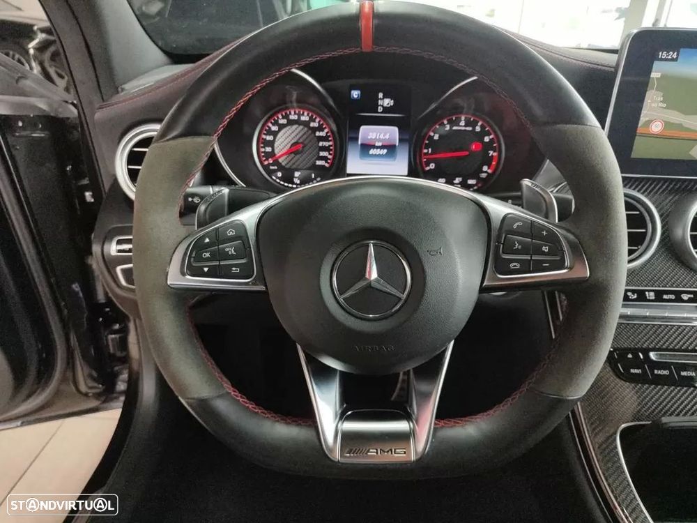 Mercedes-Benz C 63 AMG S - 22
