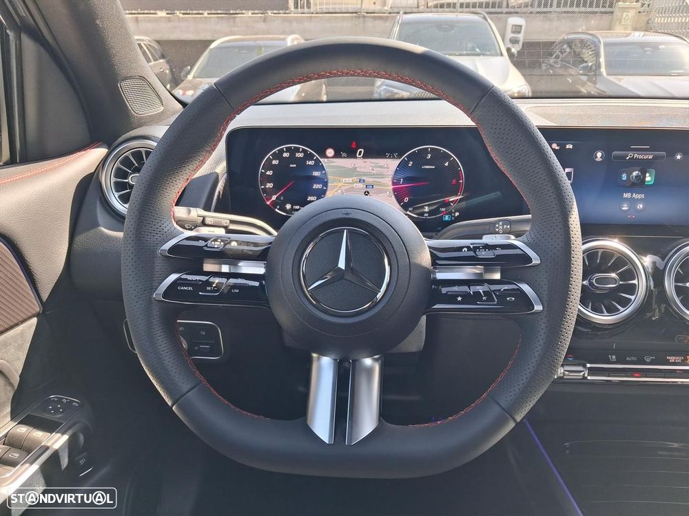 Mercedes-Benz GLB 180 d AMG Line - 22