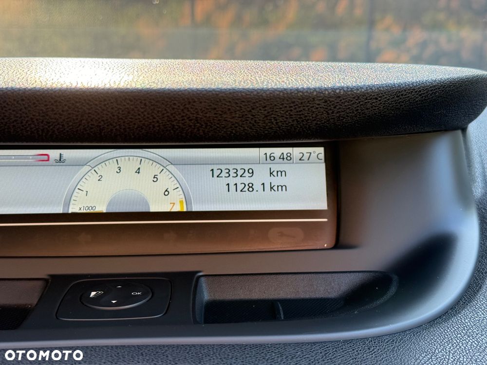Renault Grand Scenic 1.6 16V 110 Dynamique - 23