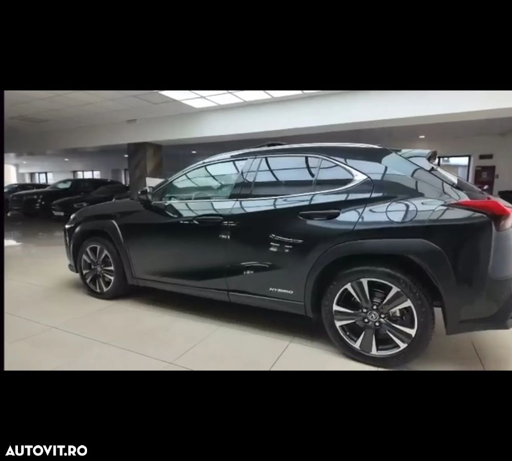 Lexus UX 250h 2.0L HEV 20H- (178 HP) 4X4 CVT Luxury - 7