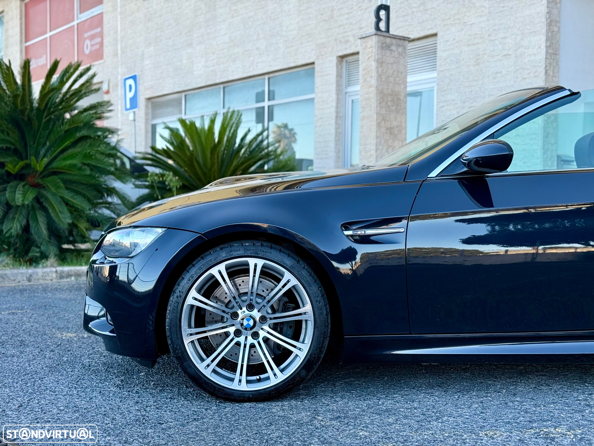 BMW M3 Auto - 23