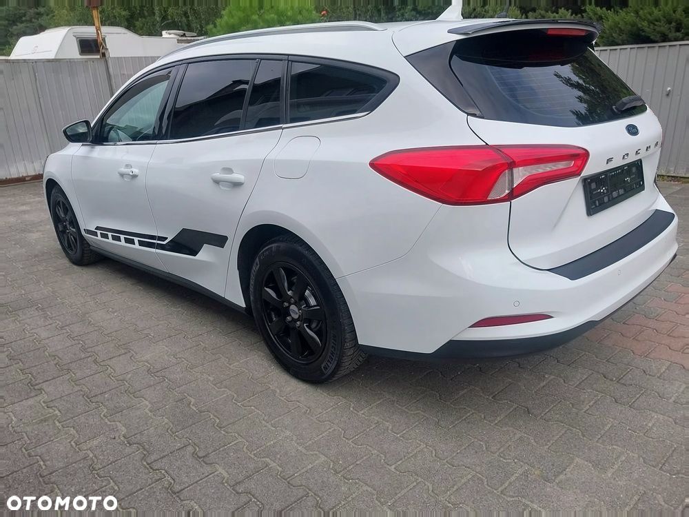 Ford Focus 2018 photo 4