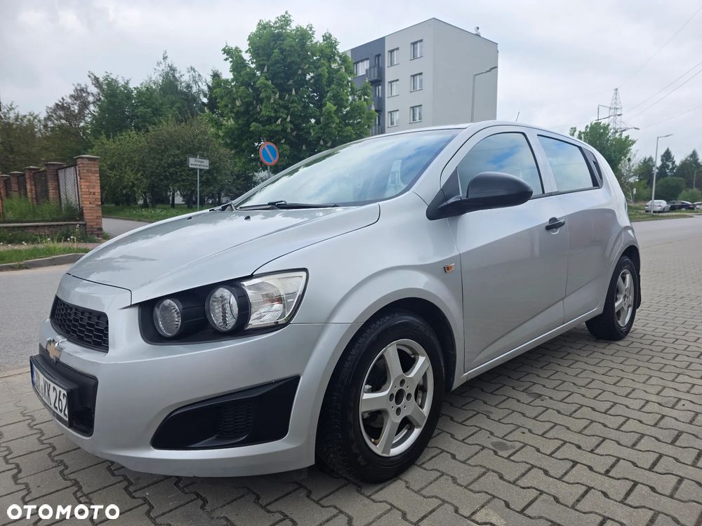 Chevrolet Aveo 1.2 LS - 37