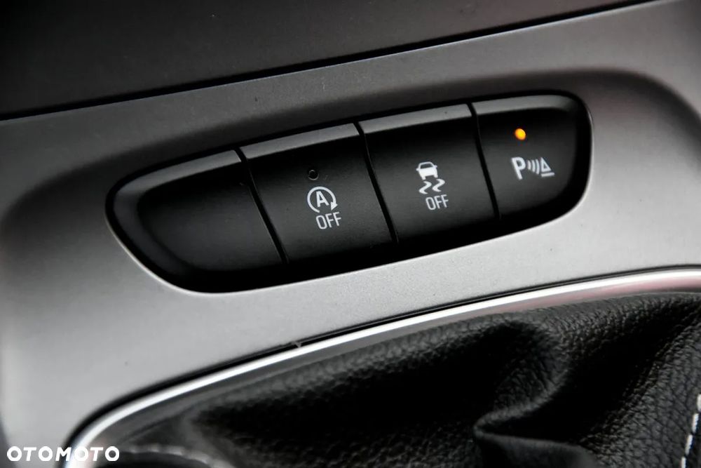 Opel Astra 1.4 Turbo Innovation - 30