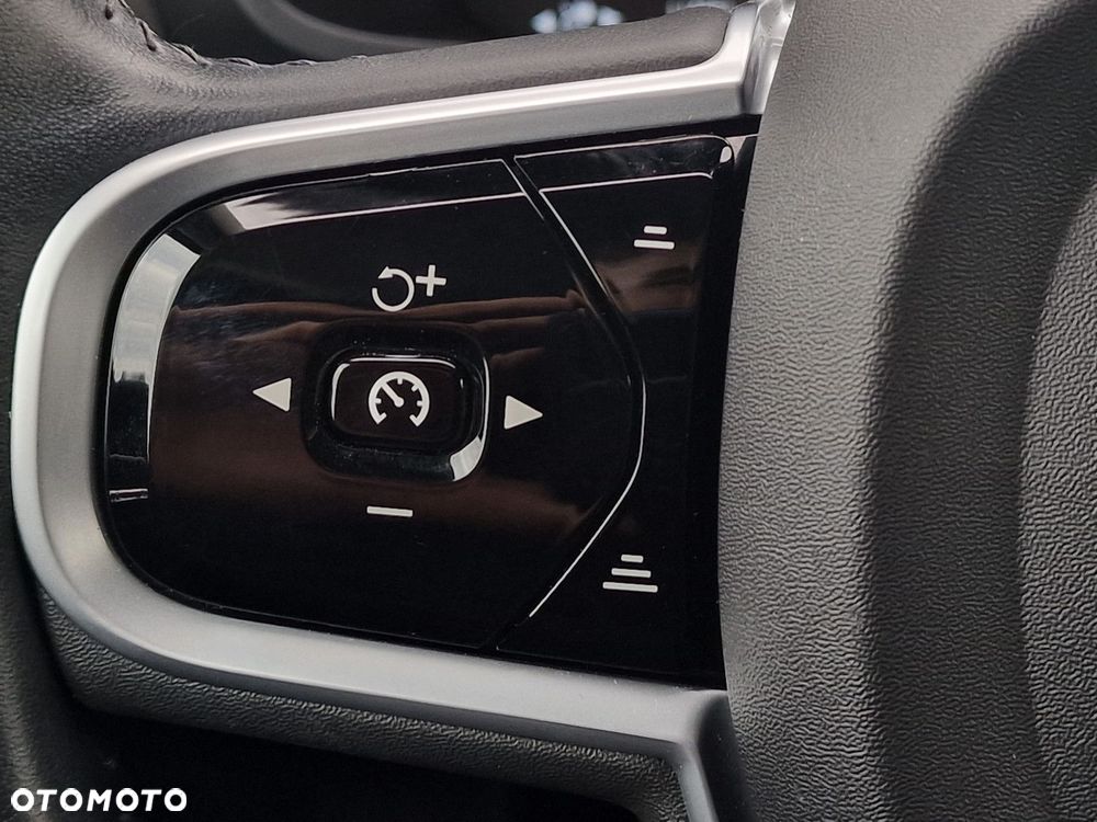 Volvo V60 Cross Country - 22