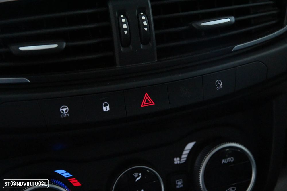 Fiat Tipo Station Wagon Cross 1.0 GSE T3 Cross - 29