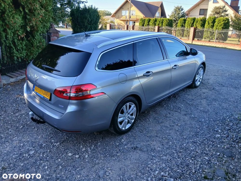 Peugeot 308 - 13