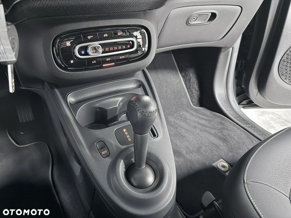 Smart Fortwo EQ prime edition nightsky - 24