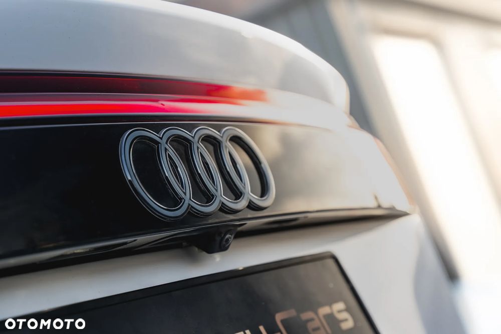 Audi SQ8 TFSI quattro tiptronic - 25