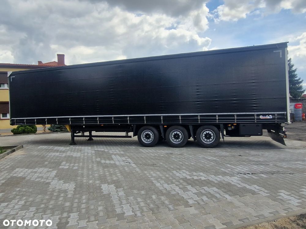 Schmitz Cargobull Półmega - 1