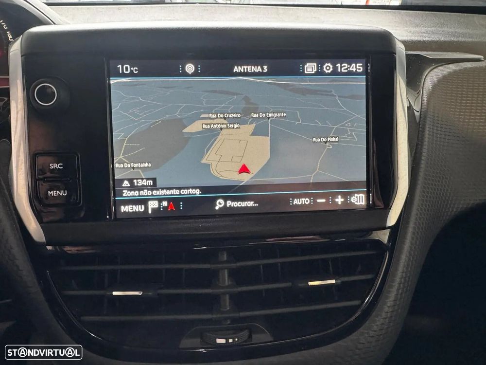 Peugeot 2008 1.2 PureTech Allure - 38