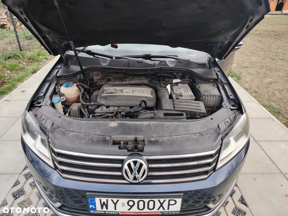Volkswagen Passat - 14