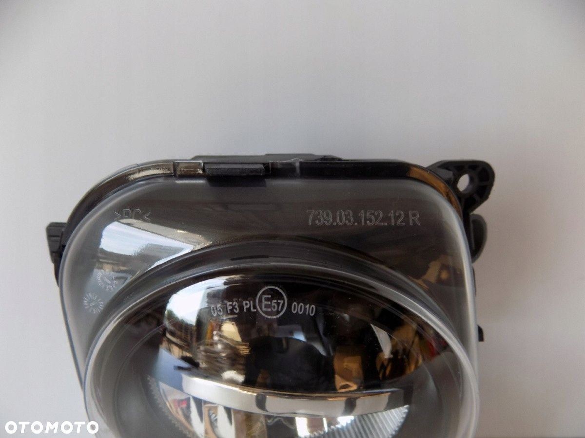 BMW 5 F07/F10/F11 LCI Halogen Prawy Led - 4390 - 2