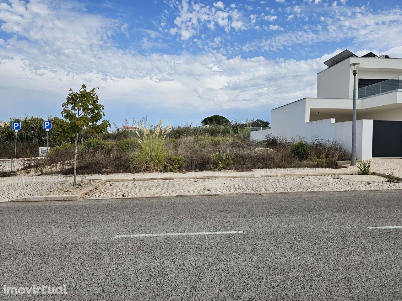 Lote Terreno com projeto aprovado para moradia T3 com Piscina - Grande imagem: 4/20