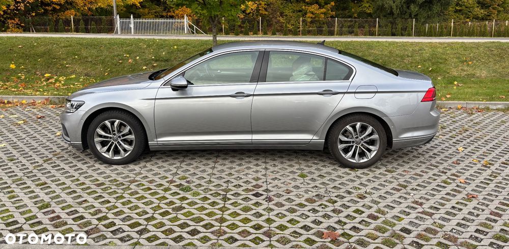 Volkswagen Passat - 3