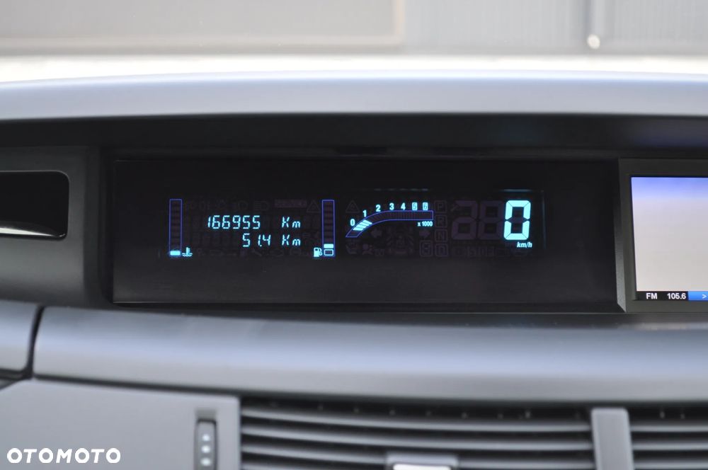 Renault Espace 2.0 dCi Privilege - 28