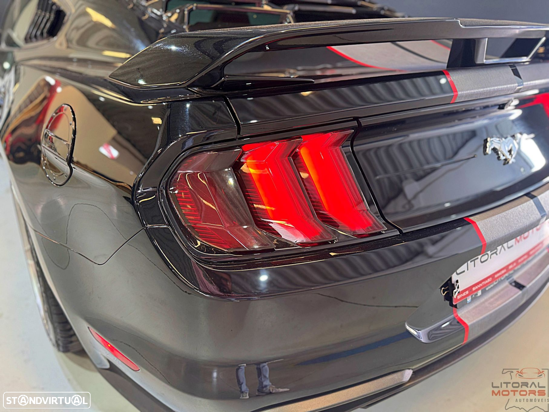 Ford Mustang 2.3i EcoBoost - 8