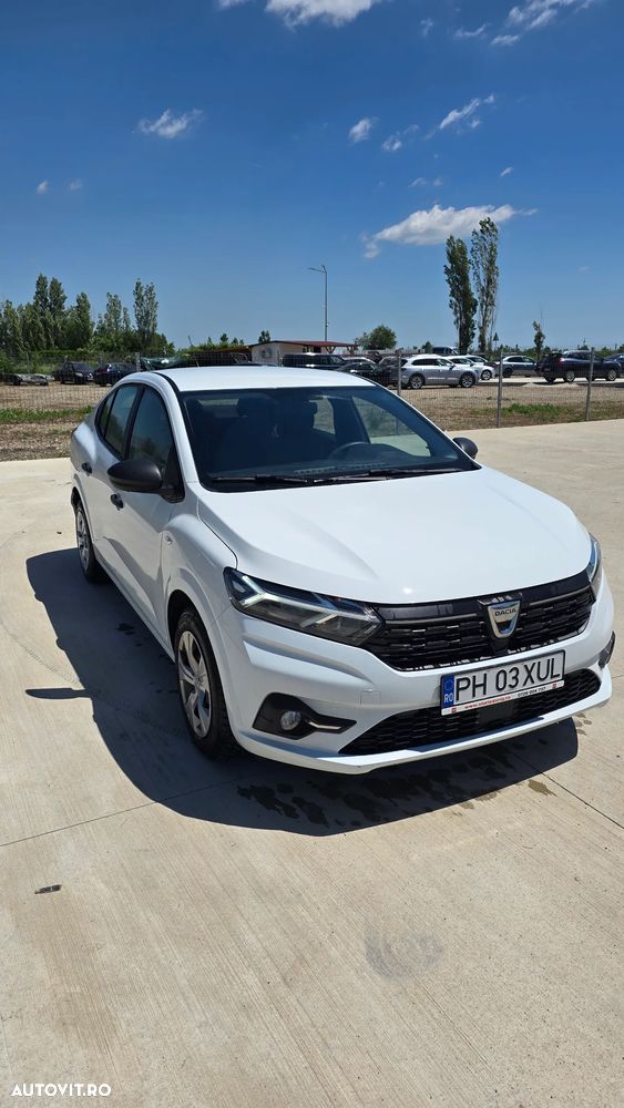 Dacia Logan TCe 90 Essential - 4