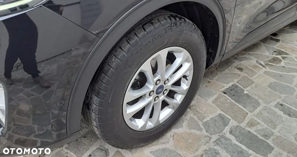 Ford Kuga 2.0 EcoBlue AWD Titanium X - 11