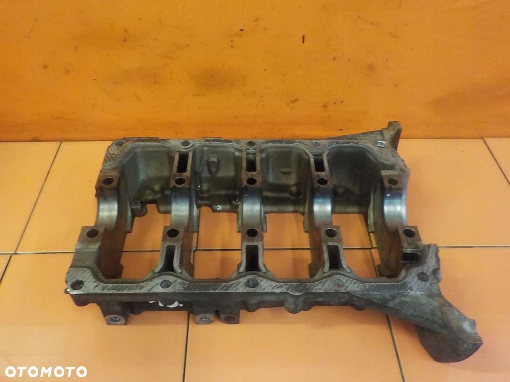 MERIVA B CORSA 1.3 CDTI 13r polblok miska oleju czujnik paliwa 73500430 - 1