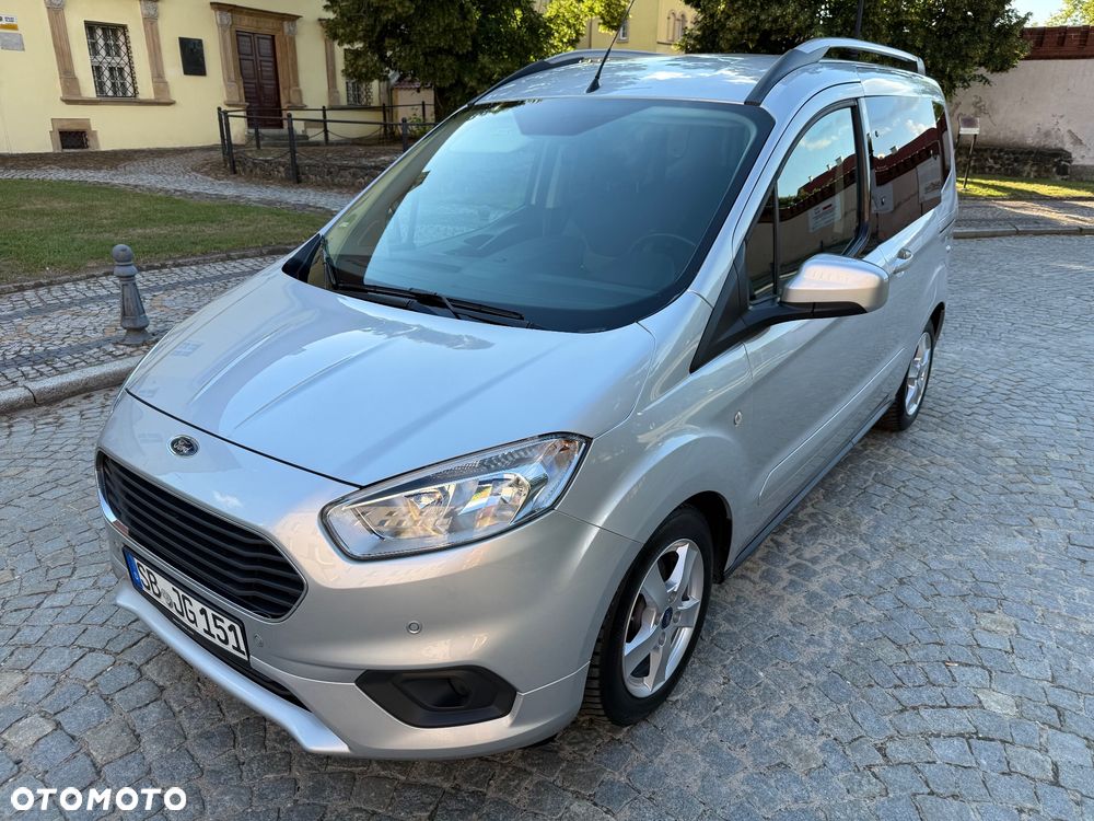 Ford Tourneo Courier 1.5 TDCi S&S Titanium - 3