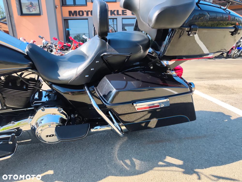 Harley-Davidson Touring Road King - 12