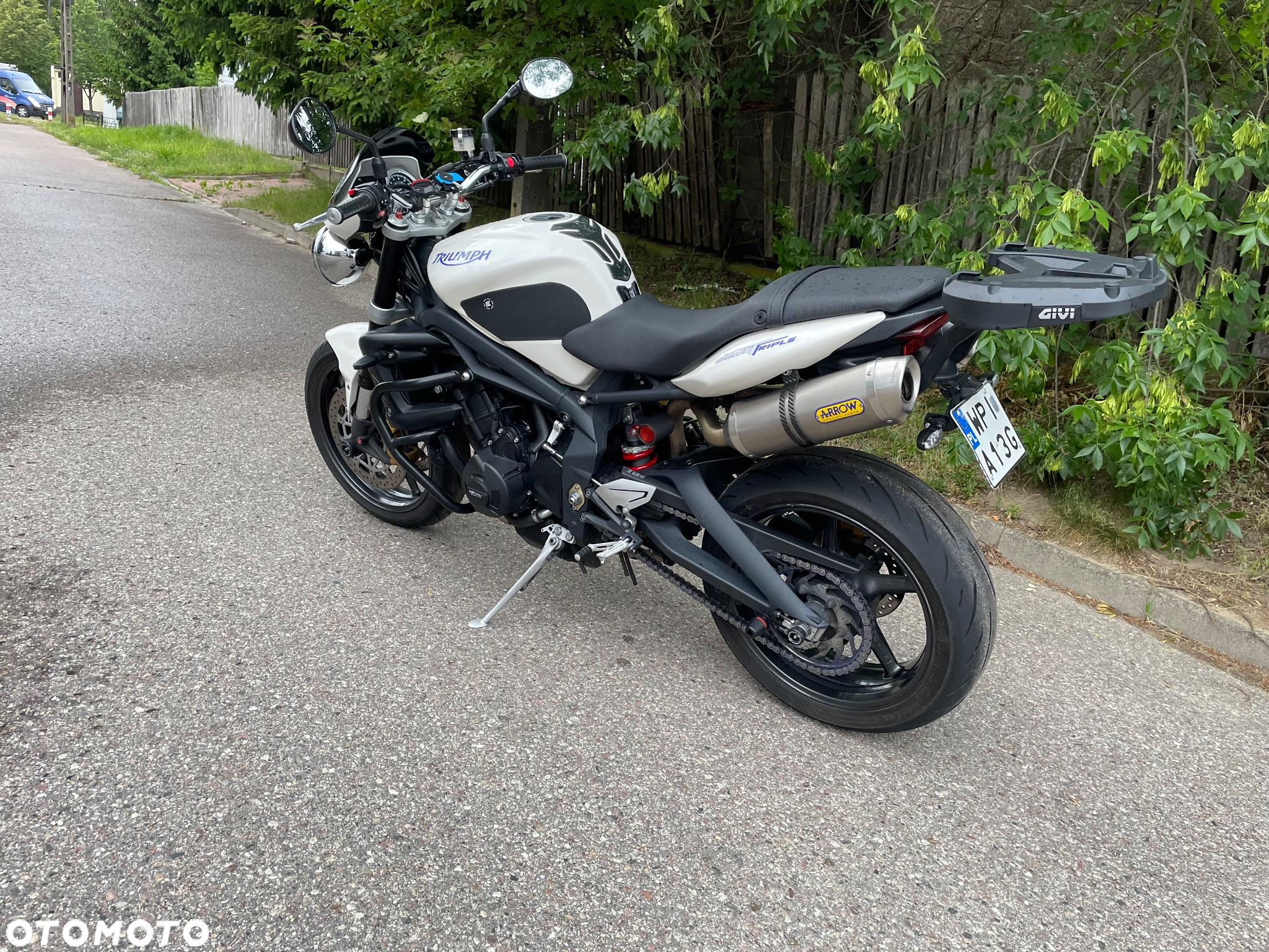 Triumph Street Triple - 21