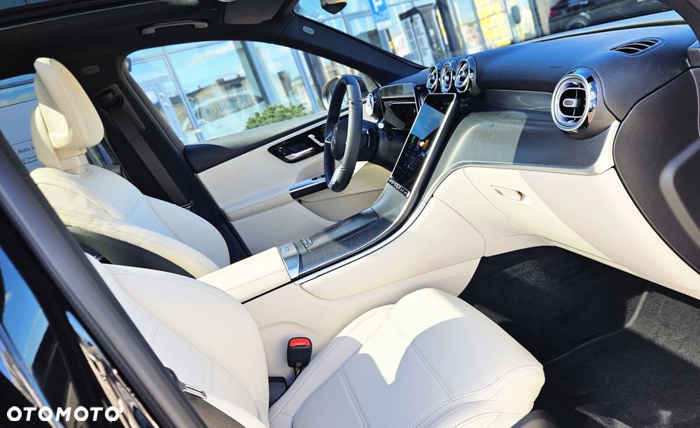 Mercedes-Benz GLC - 14