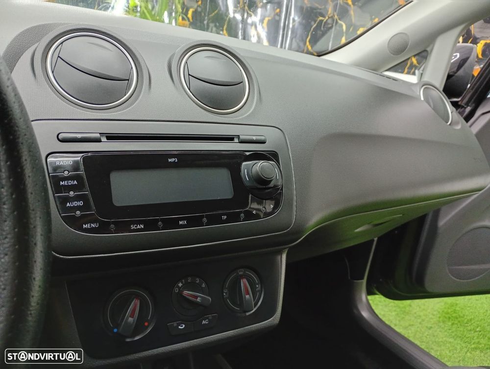 SEAT Ibiza 1.2 12V Reference - 18