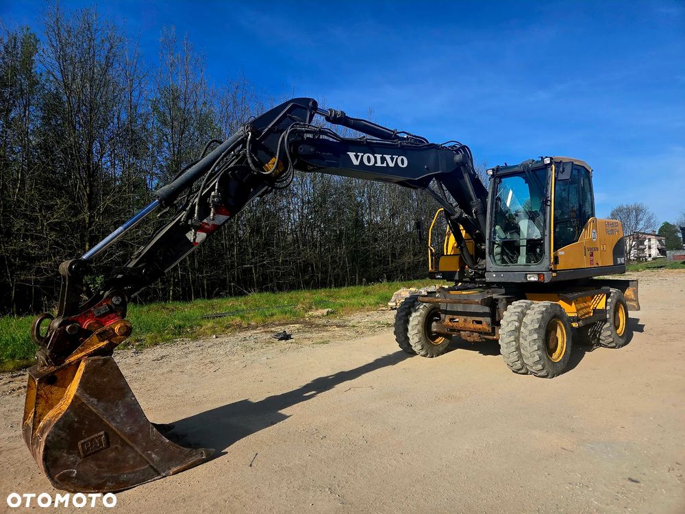 Volvo EW140C - 10