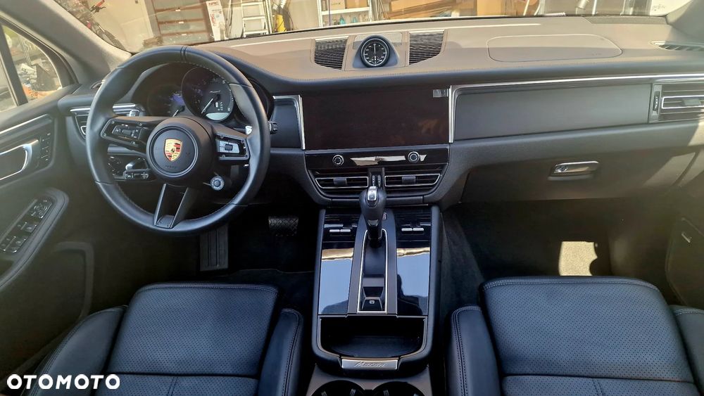 Porsche Macan T - 10