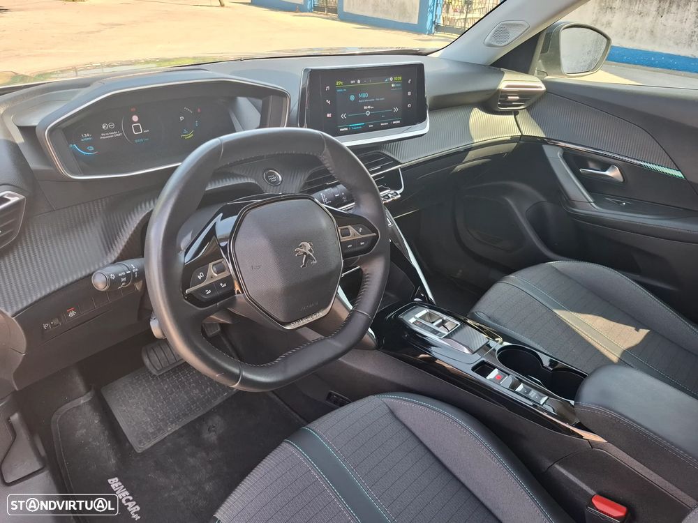 Peugeot 2008 - 9