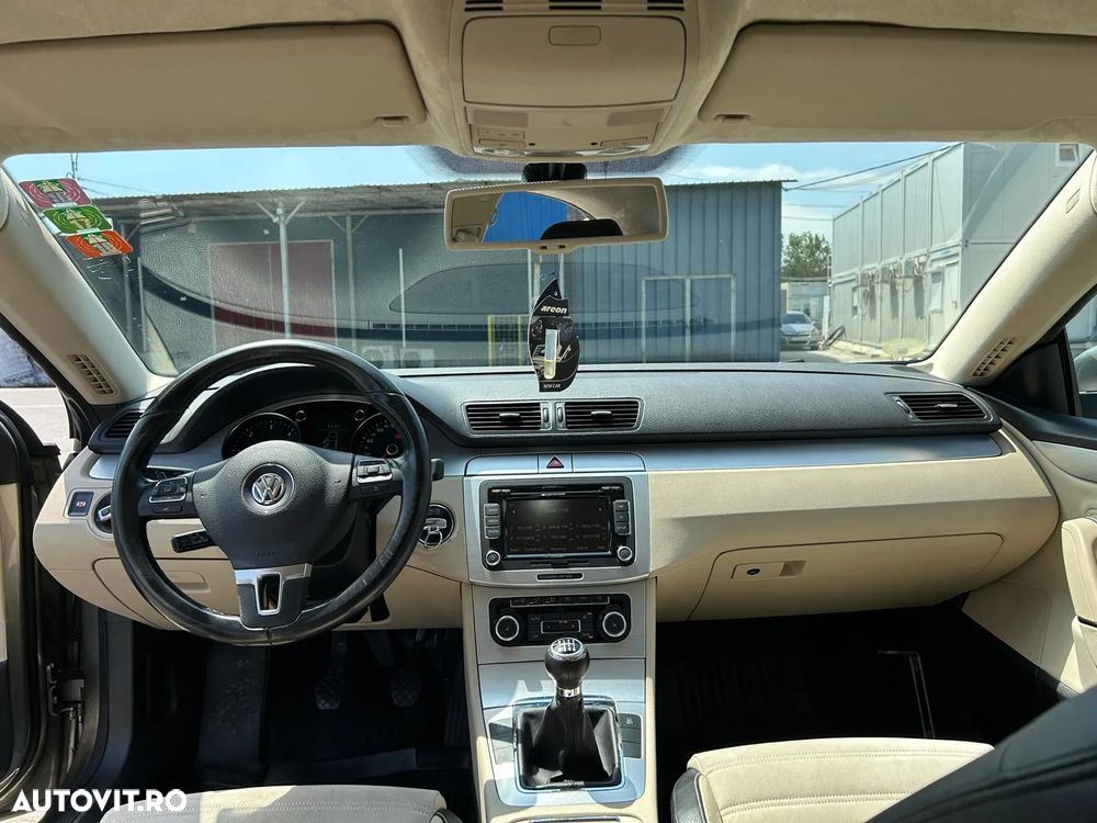Volkswagen Passat - 23