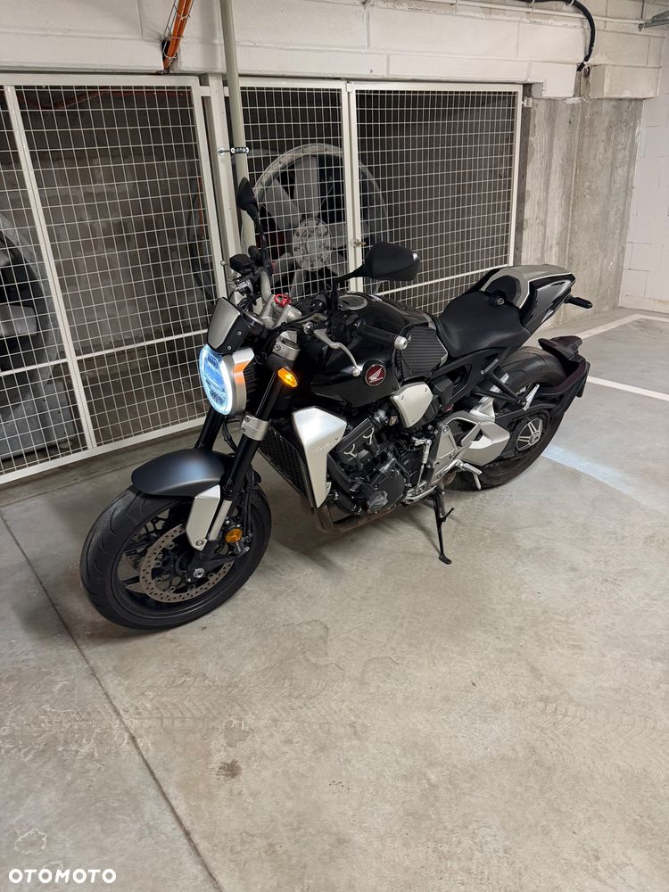 Honda CB - 15