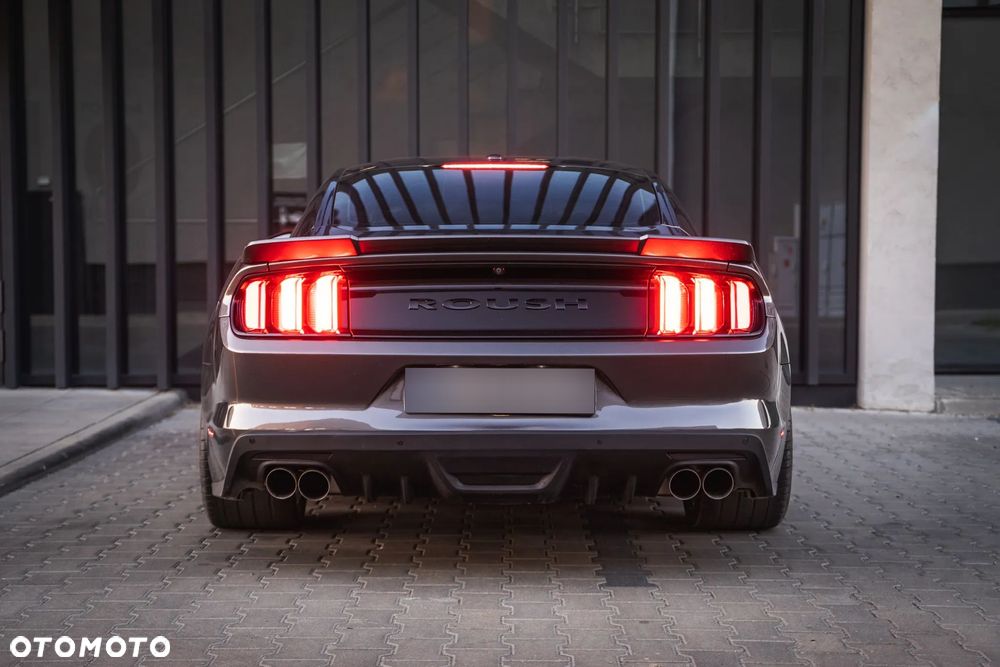 Ford Mustang 5.0 V8 GT - 25