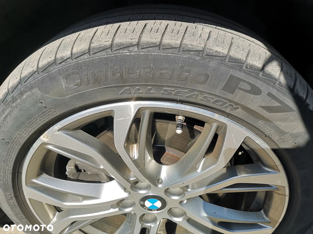 BMW X1 - 10