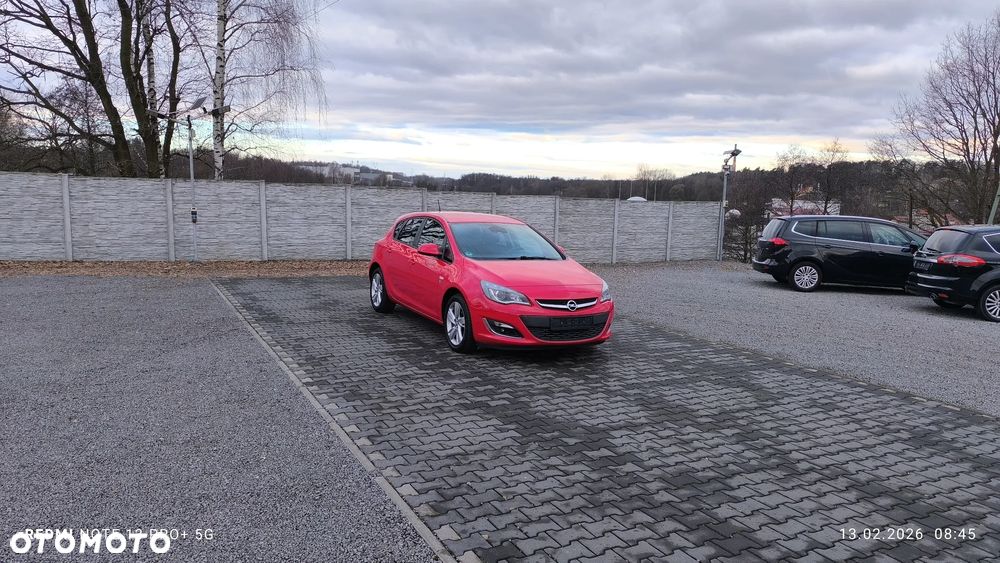 Opel Astra 1.4 Turbo 150 Jahre - 17