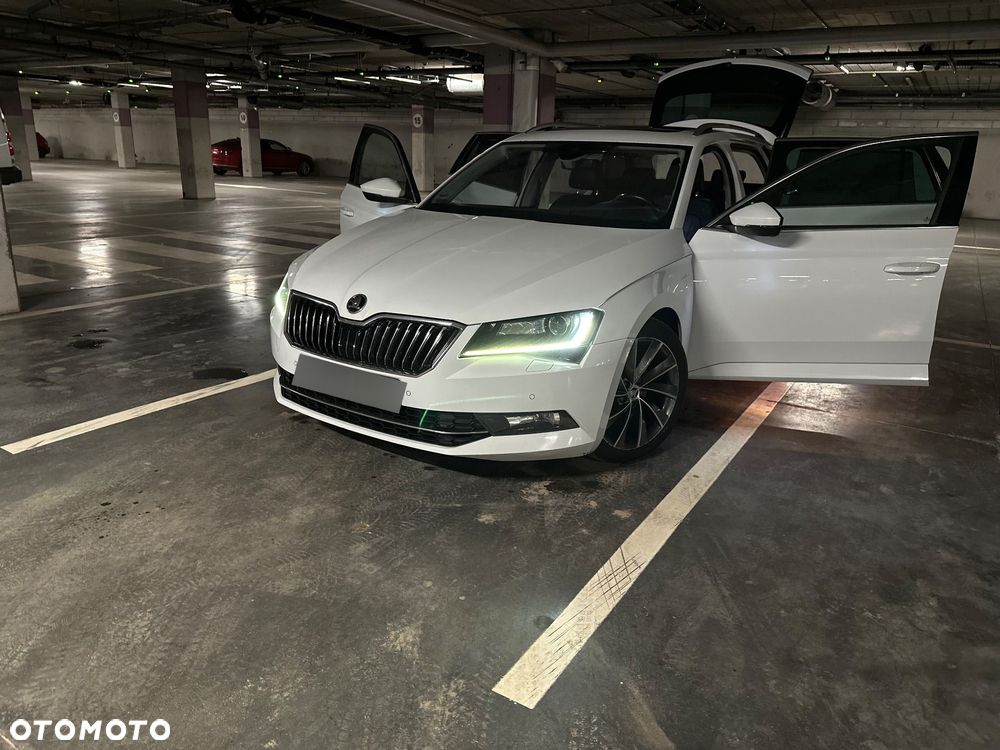 Skoda Superb 2.0 TDI 4x4 L&K DSG - 1