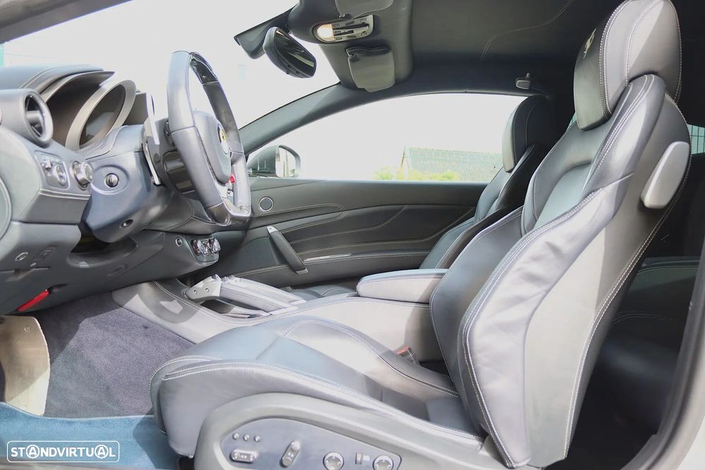 Ferrari FF Standard - 26