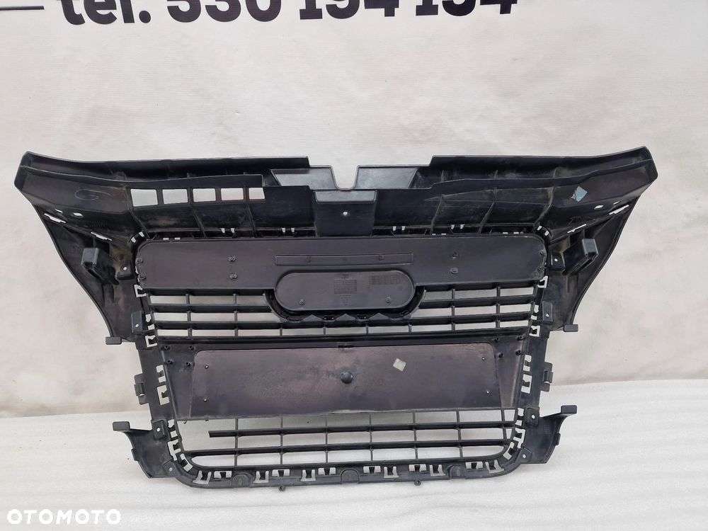 AUDI A3 8P0 LIFT 08- ATRAPA / GRILL PRZEDNI PRZÓD , NR 8P0853651H + 8P0853037 , NR AUKCHI GL764 - 17